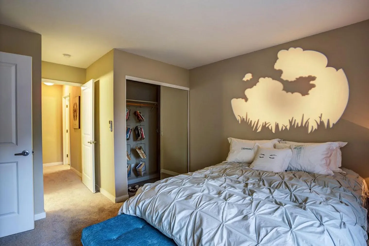 1 bed, 1.0 bath, 753 sqft, $6,701 — Photo 4
