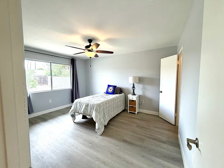 26090 Portrush Dr — Photo 40