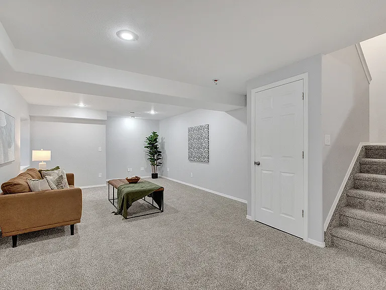8335 Saint Helena Dr — Photo 31