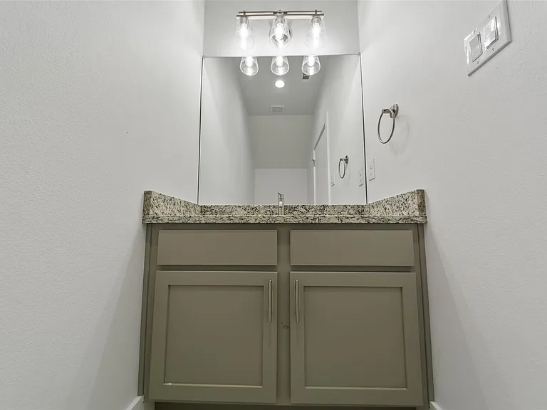Powder Room / Bathroom