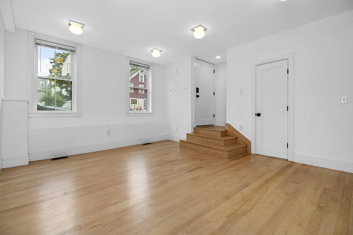 1 bed, 600 sqft, $2,695 — Photo 2