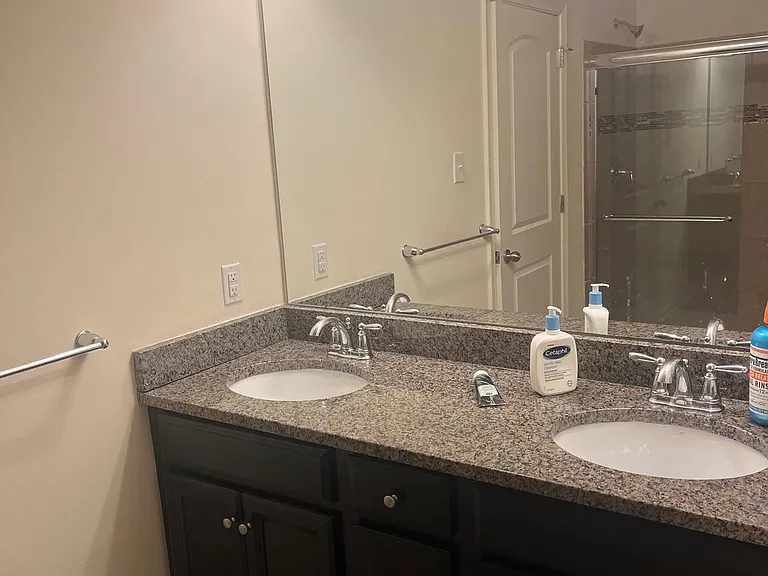 141 Graystone Dr — Photo 21