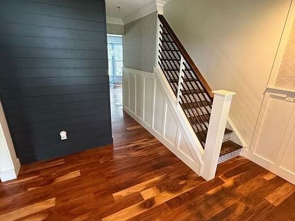 3rd image of 3212 Rose Walk Ct