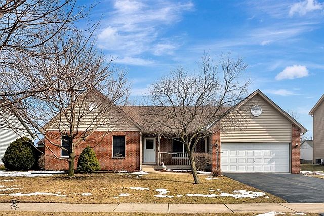 1st image of 410 Glen Mor Dr