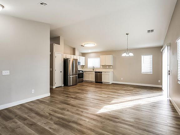4th image of 5317 Mum Ct
