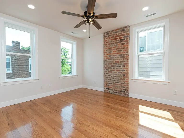 1224 W Cary St — Photo 27