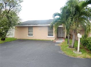 11437 SW 33rd Ln, Miami, FL 33165