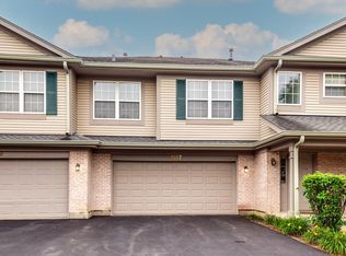 1557 Auburn Ln, Gurnee, IL 60031