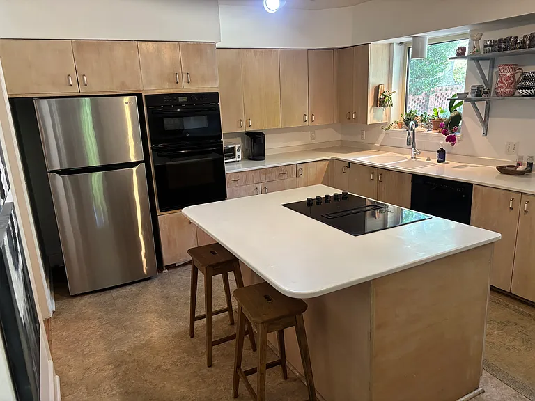 2517 Portland Ave — Photo 9