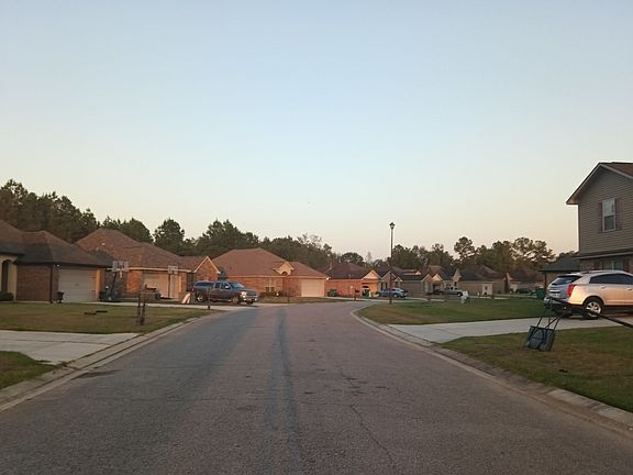 5th image of 23396 Conifer Dr