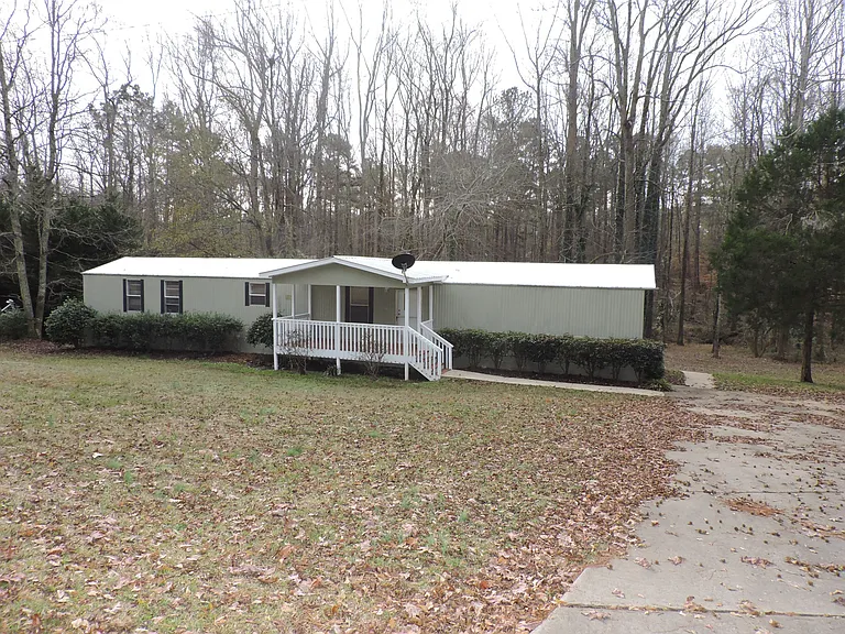 110 Fernwood Dr — Photo 1