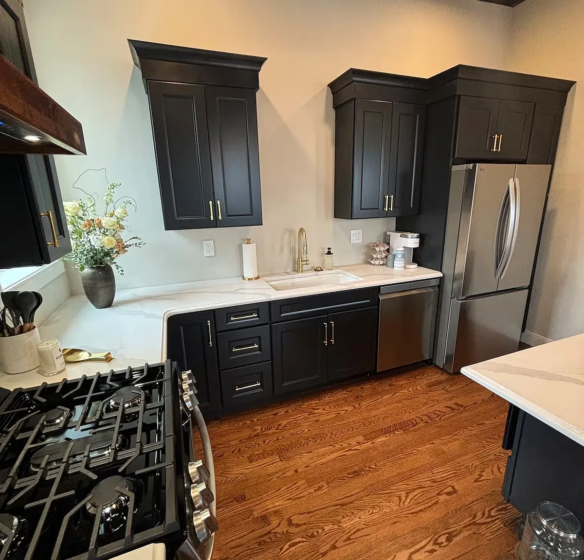 2 bed, $3,750 — Photo 4