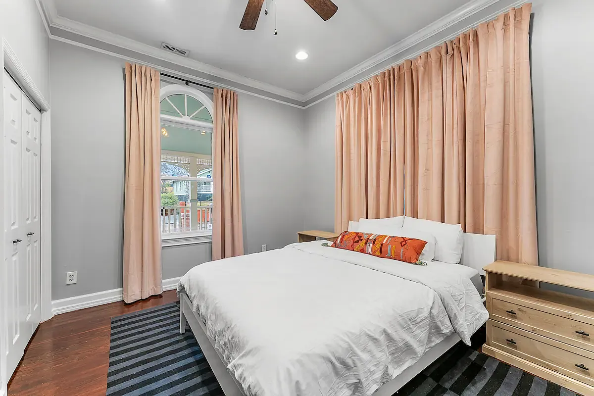 3 bed, 1443 sqft, $4,200 — Photo 4
