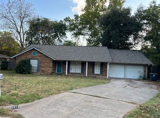 2619 Monterrey Ct, Arlington, TX 76015