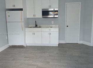 9321 SW 26th St, Miami, FL 33165