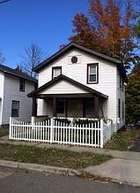4th image of 209 Prospect St