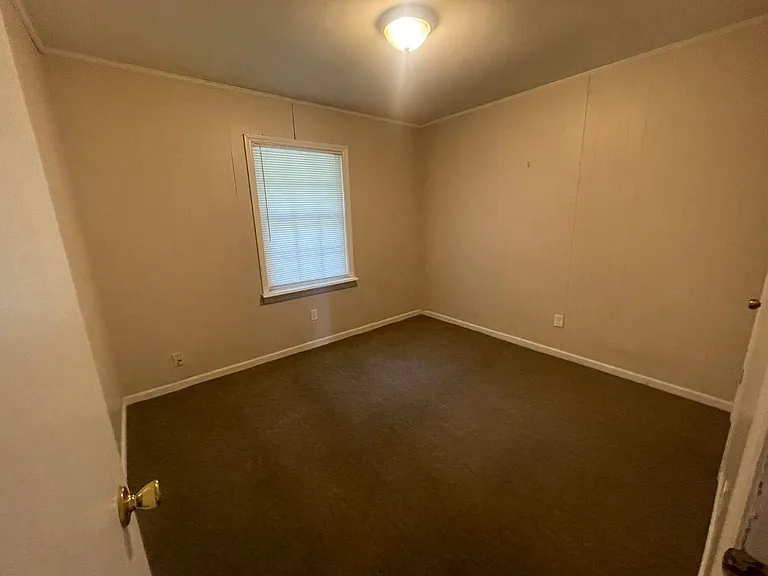 1705 Snowden Dr SE — Photo 12