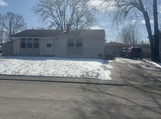 149 Mora Rd, Carpentersville, IL 60110