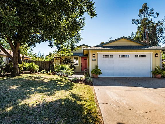 5th image of 508 Zoe Ann Dr