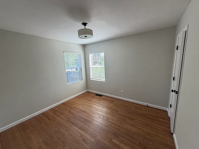 4685 S Washington St — Photo 11