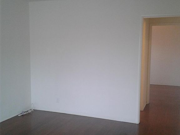 2nd image of 855 Via De La Paz