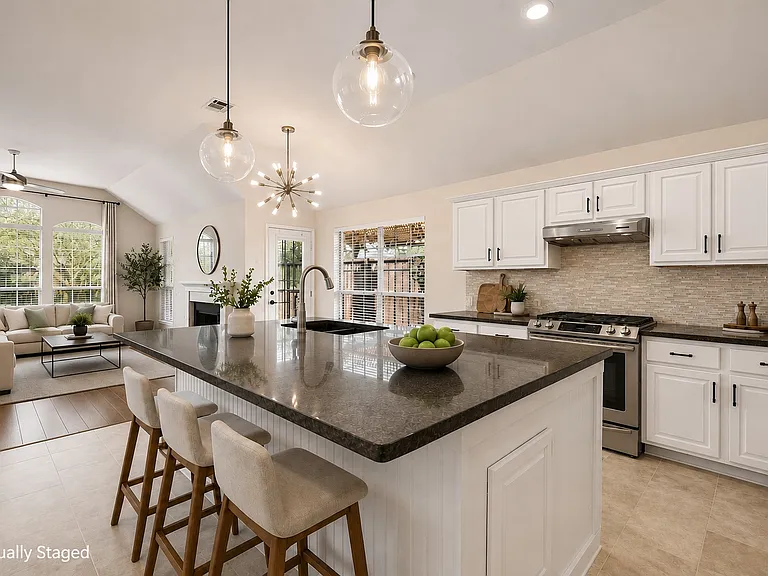 6701 Candlecreek Ln — Photo 3
