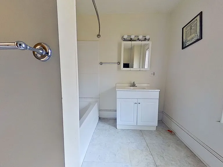 17 Park Ave — Photo 14
