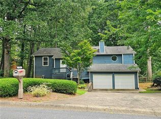 626 Sunshine Trce NW, Acworth, GA 30102
