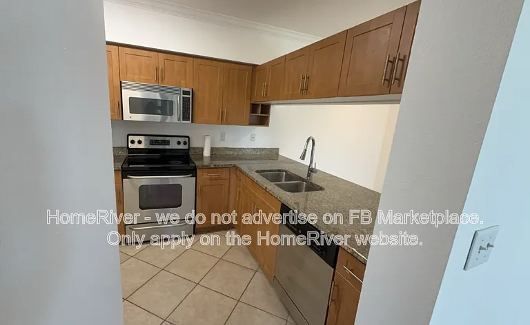 6426 Emerald Dunes Dr #306 — Photo 5