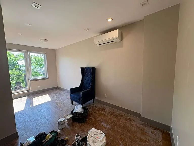 203 Troy Ave #2C — Photo 4