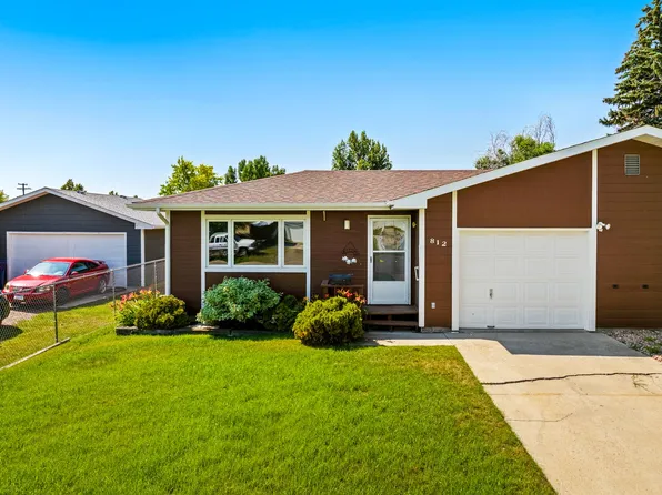 812 5th Ave NW, Great Falls, MT 59404