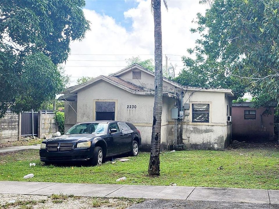 2nd image of 2230 NW 92nd St