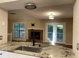 8020 Sand Wedge Cir NW, Kennesaw, GA 30144