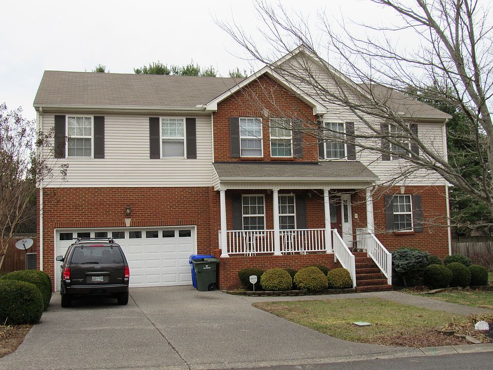 1st image of 109 Holly Ln