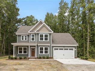 6 Apron Dr, Suffolk, VA 23434