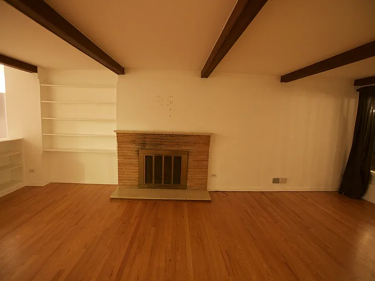 145 Ivanhoe St — Photo 30