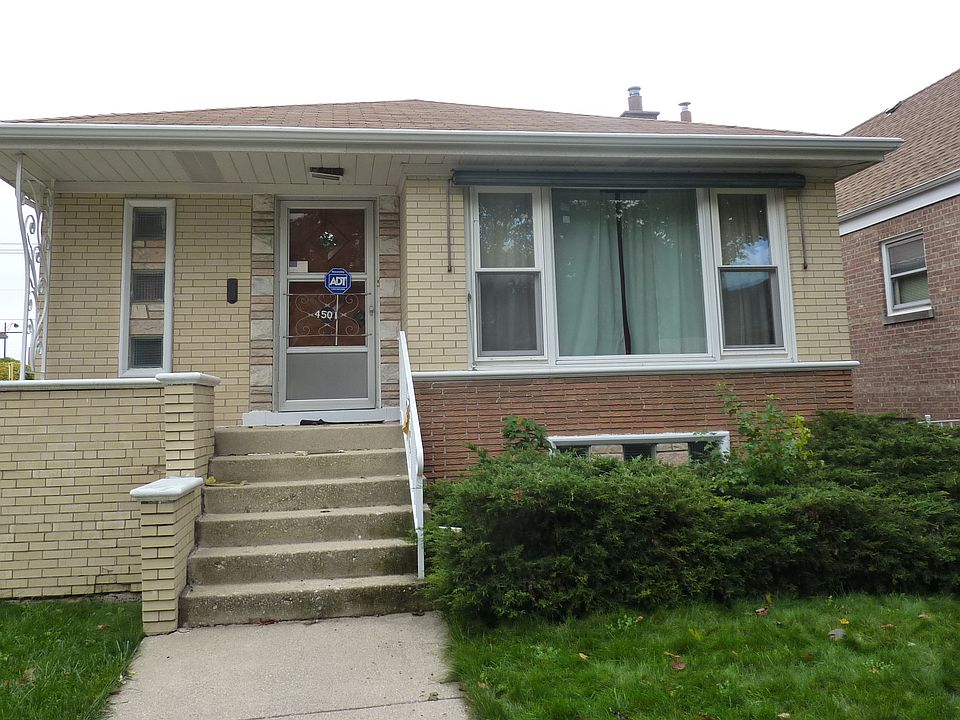 1st image of 4501 S Komensky Ave