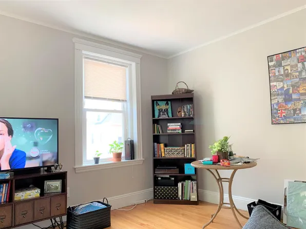 172 Maple St, Malden, MA