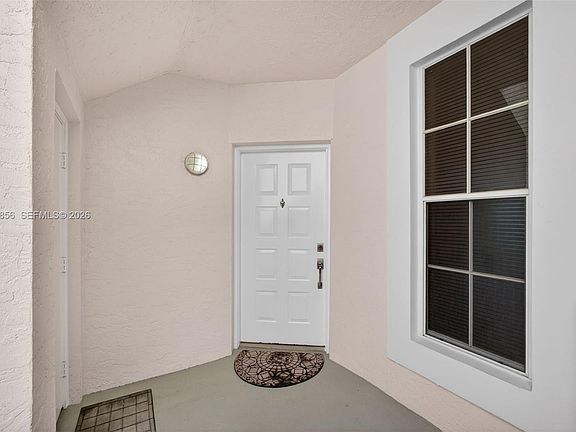 4th image of 101 Muirfield Ct #101D