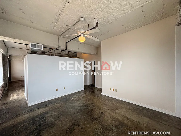 245 Madison Ave #604 — Photo 9