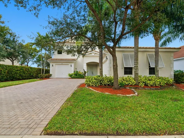 182 Palm Beach Plantation Boulevard, West Palm Beach, FL 33411