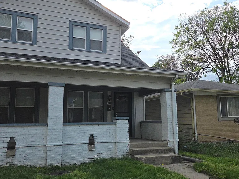 1339 Lee St — Photo 3