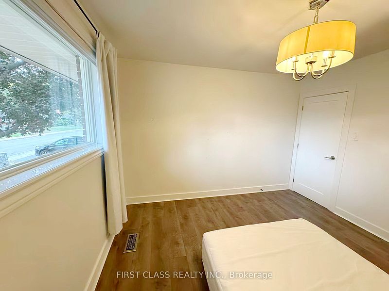 Burlington House for rent - 3 Bedrooms — photo 23