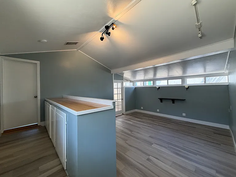 11951 Harris St — Photo 3