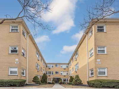 3822 Ruby St APT 1W, Schiller Park, IL, 60176