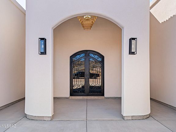 4th image of 1144 Paseo Matamoros