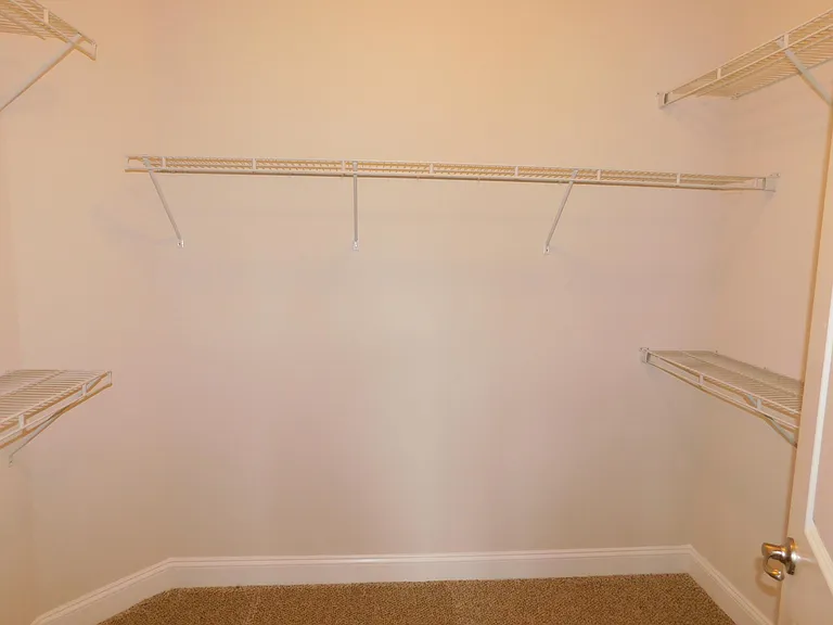 152 Seneca Pl — Photo 15