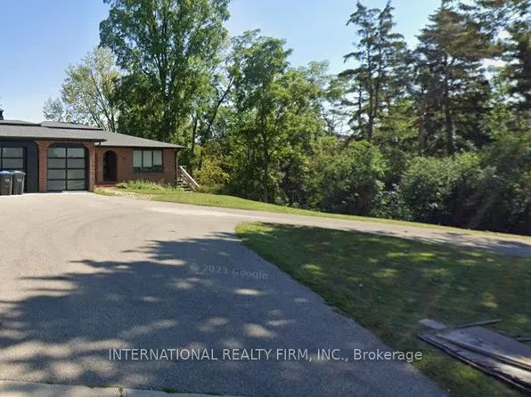 29 Bartley Bull Pkwy, Brampton, ON L6W 2J3