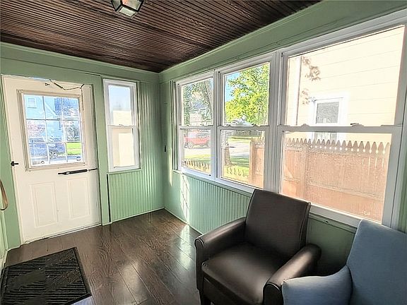 5th image of 136 Weston Rd