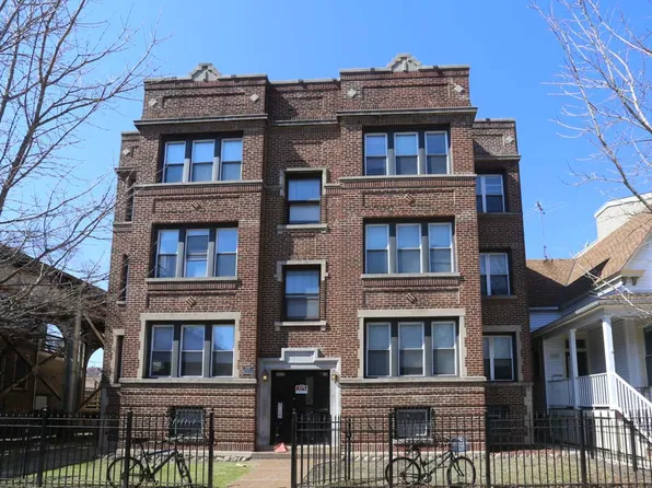 3418 N Bosworth Ave, Chicago, IL